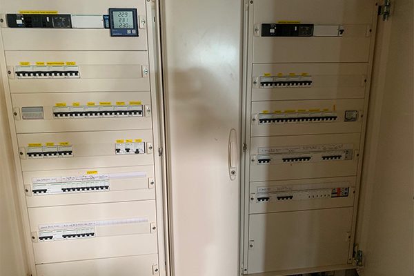 Réalisation d'une installation en électricité par Barreau SARL, électricien à Chauché en Vendée